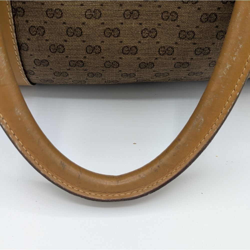 Vintages Gucci Handbag - Picture 11 of 16